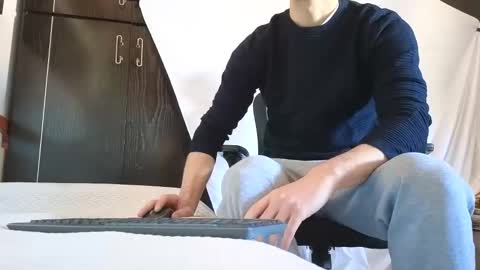 Marco. When Im offline you can view premium content in bio online show from 10-08-25, 09:29