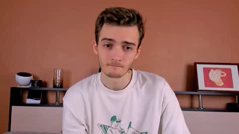 Snapshot of spider___man chatting on 09-09-25, 01:21 Spidey online show from 09-09-25, 01:21