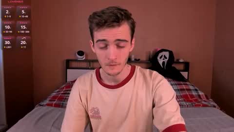 Snapshot of spider___man chatting on 10-03-25, 02:25 Spidey online show from 10-03-25, 02:25