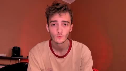 Snapshot of spider___man chatting on 10-04-25, 06:39 Spidey online show from 10-04-25, 06:39