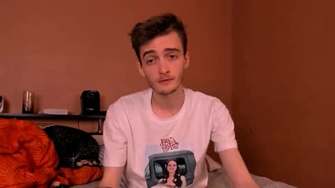 Snapshot of spider___man chatting on 10-05-25, 09:34 Spidey online show from 10-05-25, 09:34