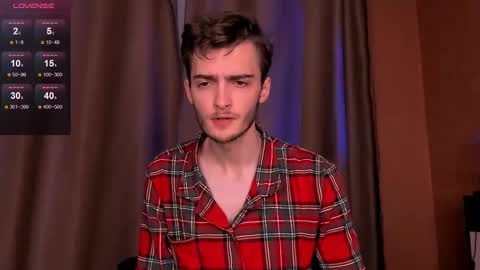 Snapshot of spider___man chatting on 10-24-25, 12:01 Spidey online show from 10-24-25, 12:01