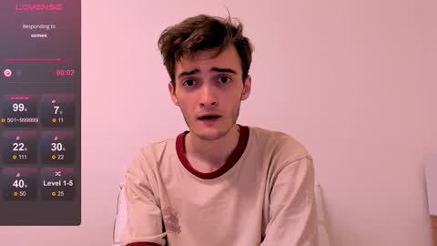 Snapshot of spider___man chatting on 11-18-25, 06:01 Spidey online show from 11-18-25, 06:01