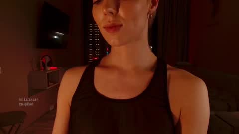 Snapshot of spiklencii chatting on 09-24-25, 05:05 Elizabeth online show from 09-24-25, 05:05