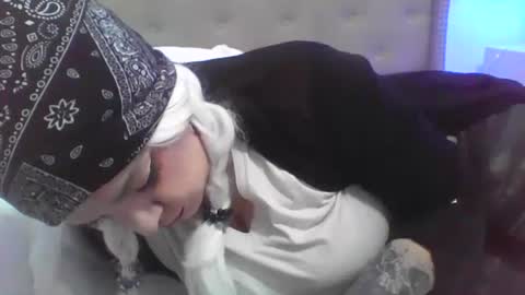 Vanessa Spade online show from 01-29-25, 09:55