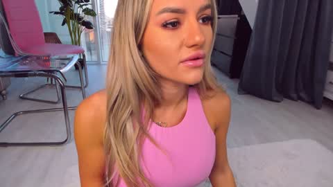 Snapshot of spoilm3mor3 chatting on 12-13-24, 01:44 Anna online show from 12-13-24, 01:44