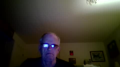 spongebobpineapple70 online show from 05-13-26, 01:58