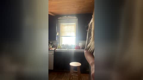 sporegeous online show from 02-16-26, 05:53