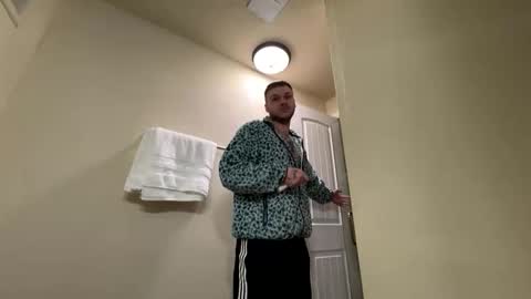 sportsfreak1619 online show from 02-04-26, 07:47