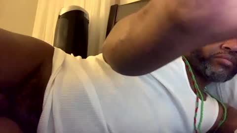 Snapshot of sportyesce chatting on 01-12-25, 08:14 sportyesce online show from 01-12-25, 08:14