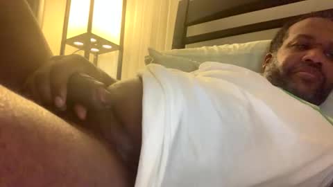 Snapshot of sportyesce chatting on 11-30-25, 09:35 sportyesce online show from 11-30-25, 09:35