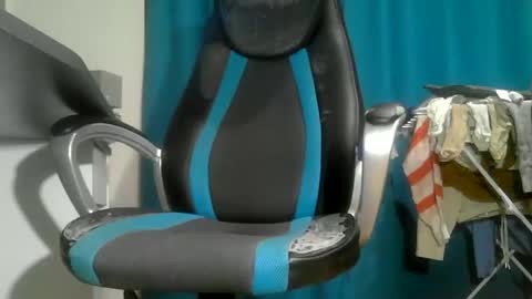 Snapshot of spotzi02 chatting on 01-01-25, 04:39 spotzi02 online show from 01-01-25, 04:39