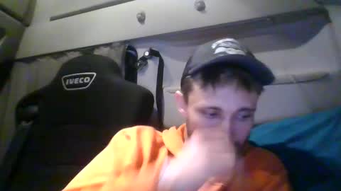 Snapshot of spyco82 chatting on 02-04-25, 05:01 spyco82 online show from 02-04-25, 05:01