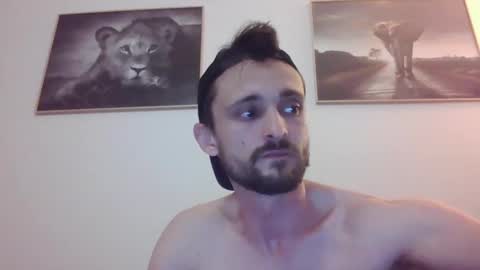 Snapshot of spyco82 chatting on 02-22-25, 06:52 spyco82 online show from 02-22-25, 06:52