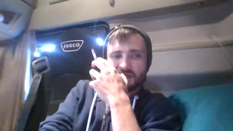 Snapshot of spyco82 chatting on 02-26-25, 05:07 spyco82 online show from 02-26-25, 05:07