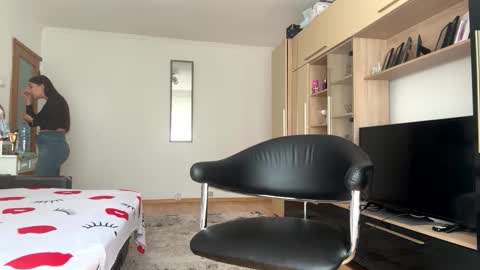 My name is Maya Lush is activeThere are legends that in this room all your wishes can come true  Private is Open online show from 04-25-26, 10:51