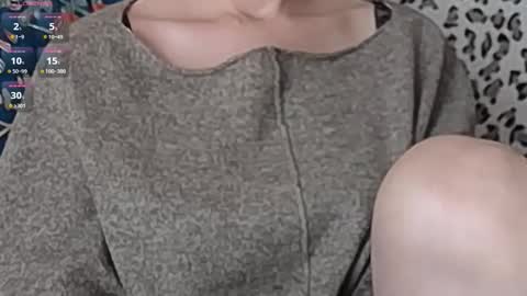 Snapshot of squirtyeleanor chatting on 10-18-25, 09:43 SquirtyEleanor online show from 10-18-25, 09:43