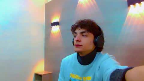 ethan online show from 12-04-25, 02:15