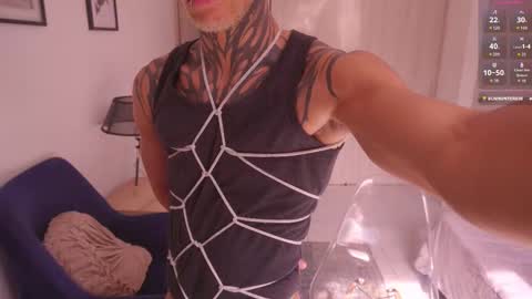 Matt     online show from 09-30-25, 08:03