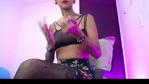 Srta. Fox online show from 09-17-25, 11:23