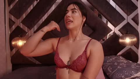 Snapshot of ss_samantha chatting on 01-18-25, 10:17 samantha online show from 01-18-25, 10:17