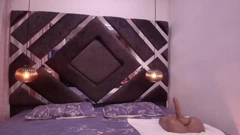 Snapshot of ss_samantha chatting on 02-11-25, 07:16 samantha online show from 02-11-25, 07:16
