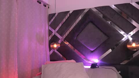 Snapshot of ss_samantha chatting on 10-17-25, 07:16 samantha online show from 10-17-25, 07:16