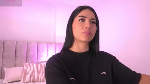 Snapshot of ss_samantha chatting on 11-06-25, 07:15 samantha online show from 11-06-25, 07:15