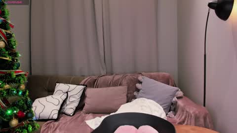 Alexandra online show from 12-31-24, 05:07