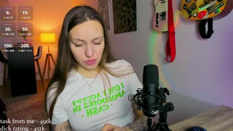 Snapshot of sshawty chatting on 12-20-24, 01:22 Anni if Im offline for a long time Im depressed feel free to support me offline online show from 12-20-24, 01:22