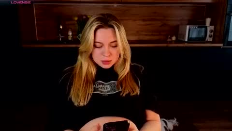 Kate online show from 03-10-26, 02:11