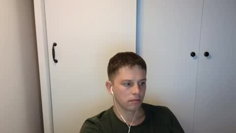 st1vemaster01 online show from 10-06-25, 04:04