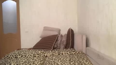 Emily online show from 10-09-25, 07:28