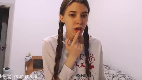 Ella online show from 01-06-26, 03:05