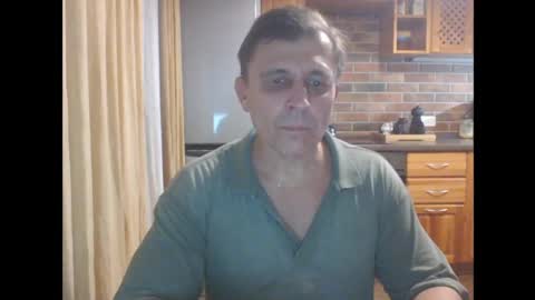 stacattoff online show from 12-21-24, 01:32