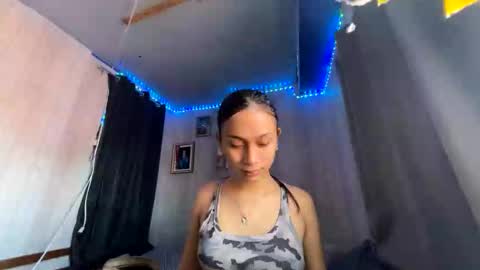 Snapshot of stacey_cravings chatting on 10-18-25, 03:20 stacey_cravings online show from 10-18-25, 03:20