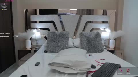  Stacey  online show from 04-28-26, 02:27