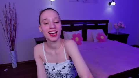 Snapshot of staceycutie chatting on 03-04-26, 05:30 StaceyCutie online show from 03-04-26, 05:30