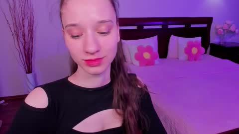 Snapshot of staceycutie chatting on 03-10-26, 08:36 StaceyCutie online show from 03-10-26, 08:36