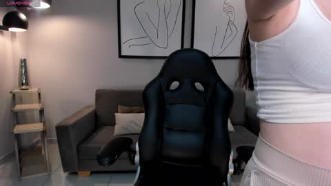 Stacy Woods online show from 01-28-25, 10:23