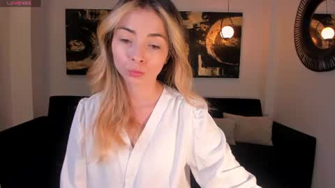 Stacy Woods online show from 07-03-26, 11:05