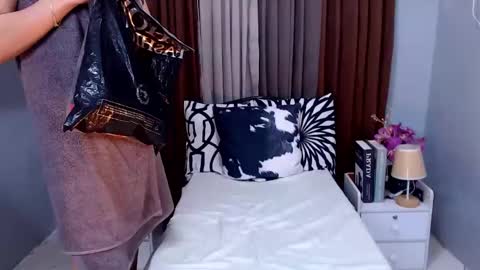 stacy_malena online show from 01-17-25, 09:17