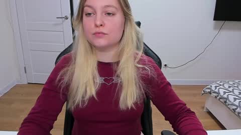 Stacy  online show from 01-05-25, 03:34