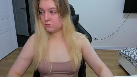 Stacy  online show from 01-08-25, 09:53