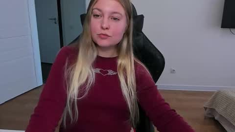 Stacy  online show from 09-23-25, 10:51