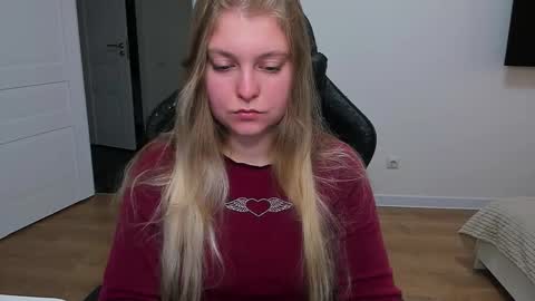 Stacy  online show from 09-30-25, 03:17