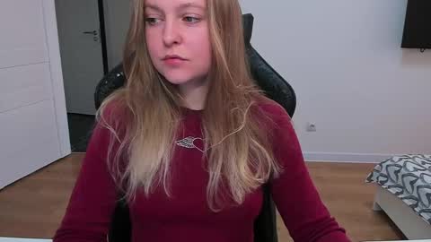 Stacy  online show from 05-11-26, 05:21