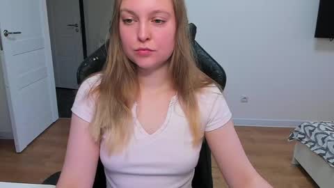 Stacy  online show from 05-14-26, 06:15