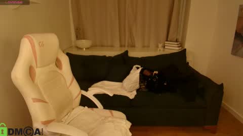 Stacy Tyler online show from 04-13-26, 03:34