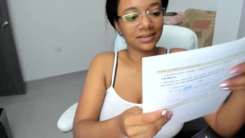 Zulma Yisset online show from 02-20-25, 01:46